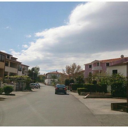 Apartment Mirjana プーラ エクステリア 写真
