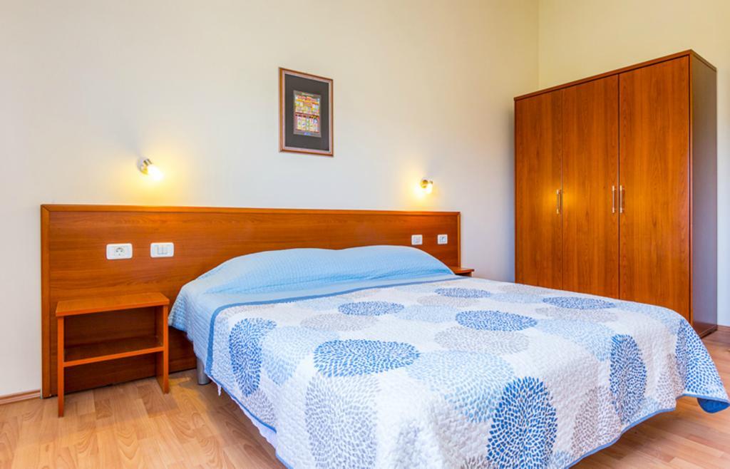 Apartment Mirjana プーラ 部屋 写真